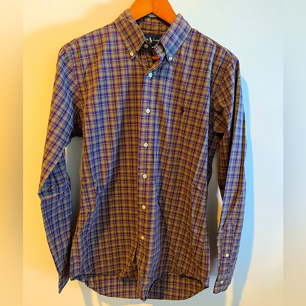 Ralph Lauren button down men’s size small custom fit. Purple and Green.